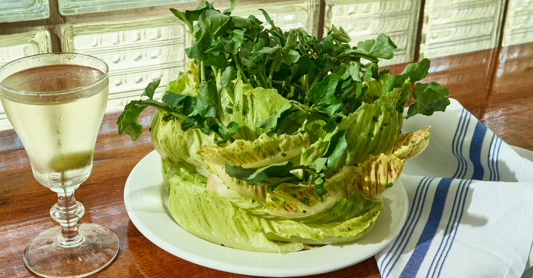 The Trend of Oversized Restaurant Salads: Why Are They So Big?