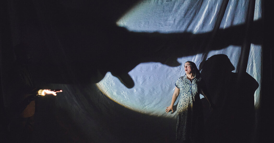 Heartbeat Opera’s Innovative Take on Gounod’s ‘Faust’ Shines with Light and Shadow