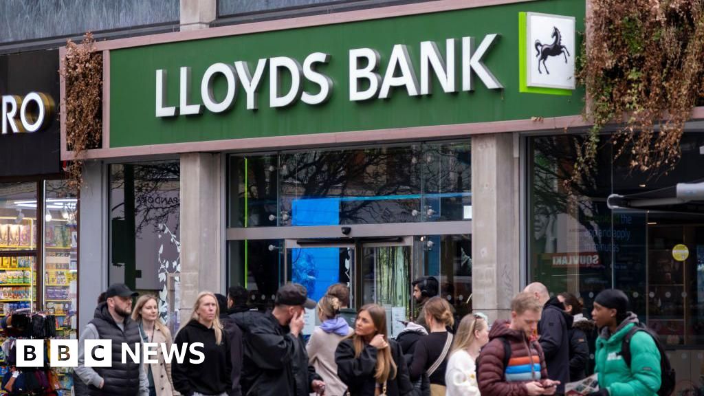 Major Banking Outages Leave 1.2 Million Customers in the Lurch
