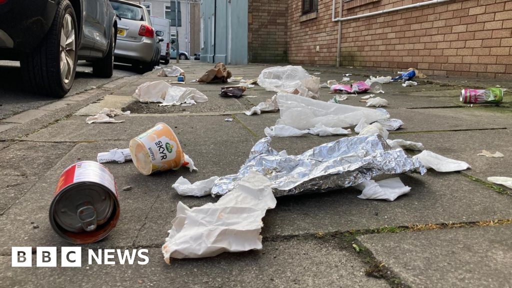 Residents Distressed by Unprecedented Levels of Litter in Streets