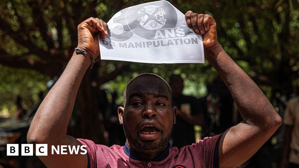 Military Junta in Mali Dissolves All Political Parties and Bans Political Meetings